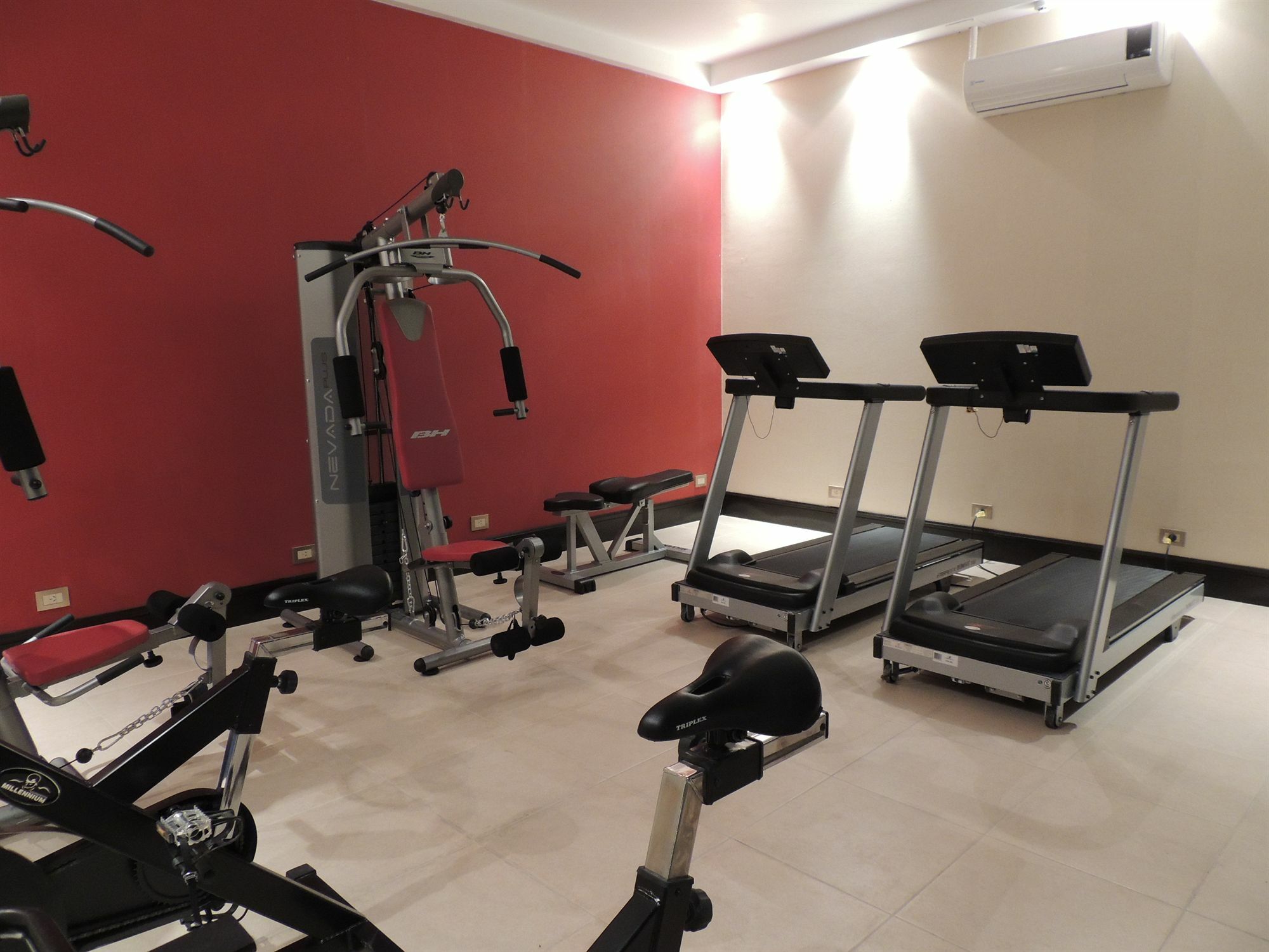 Premium Tower Suites ซานลุยส์ ภายนอก รูปภาพ